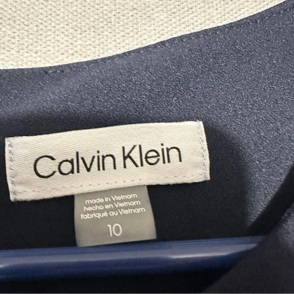 NWT Calvin Klein Sleeveless Sheath Dress - size 10 - Picture 4 of 5